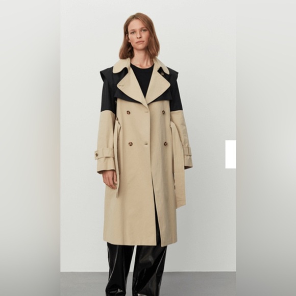 2nd day Jackets & Blazers - NWT 2nd day Two-Tone Black and Tan Trench Coat